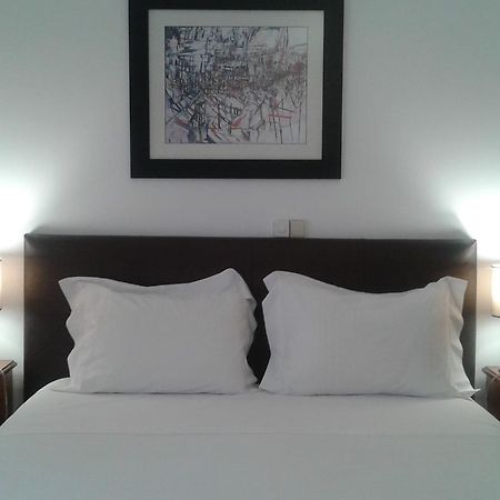 Hotel Tic Tac Braganca Bagian luar foto